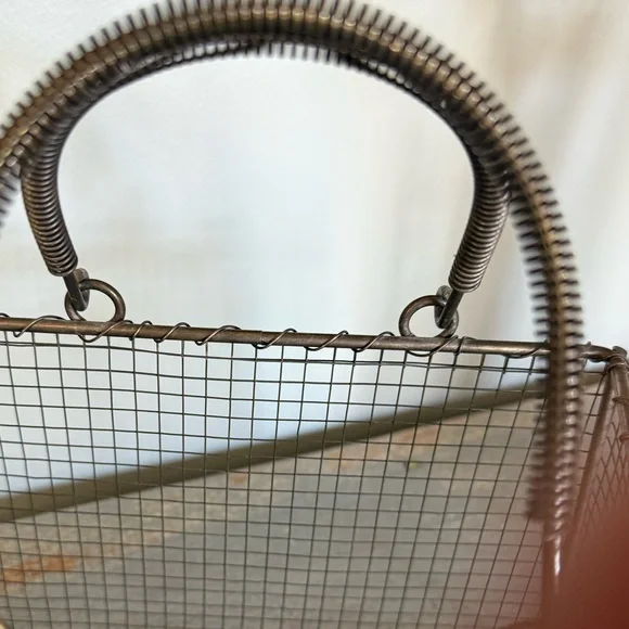 Vintage Wire Handbag - Picture 2 of 3
